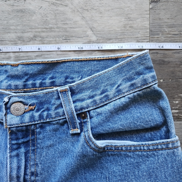 Vintage Levi's 550s - Picture 11 of 12